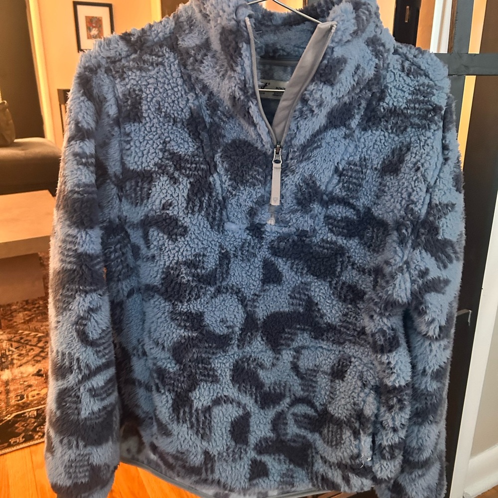 LIV Outdoor zipped pullover